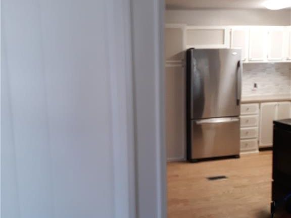 3rd image of 10397 Dorval Ave