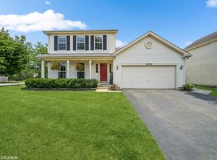 1931 Crossing Ct, Naperville, IL 60540