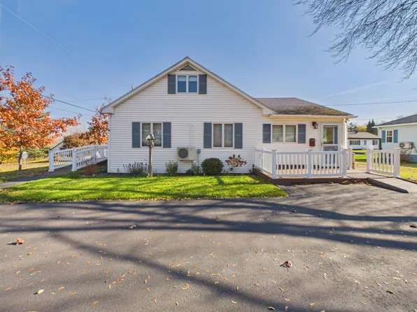 13 Crosby Avenue, Caribou, ME 04736