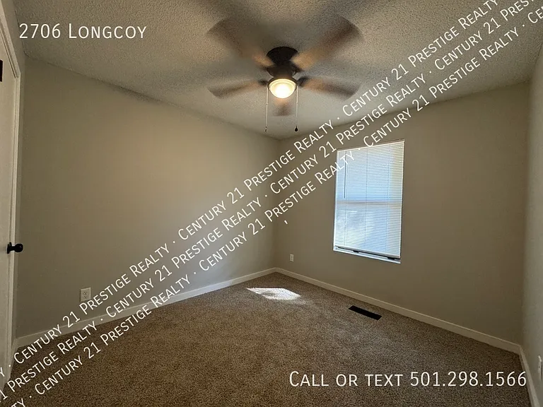 2706 Longcoy St — Photo 7