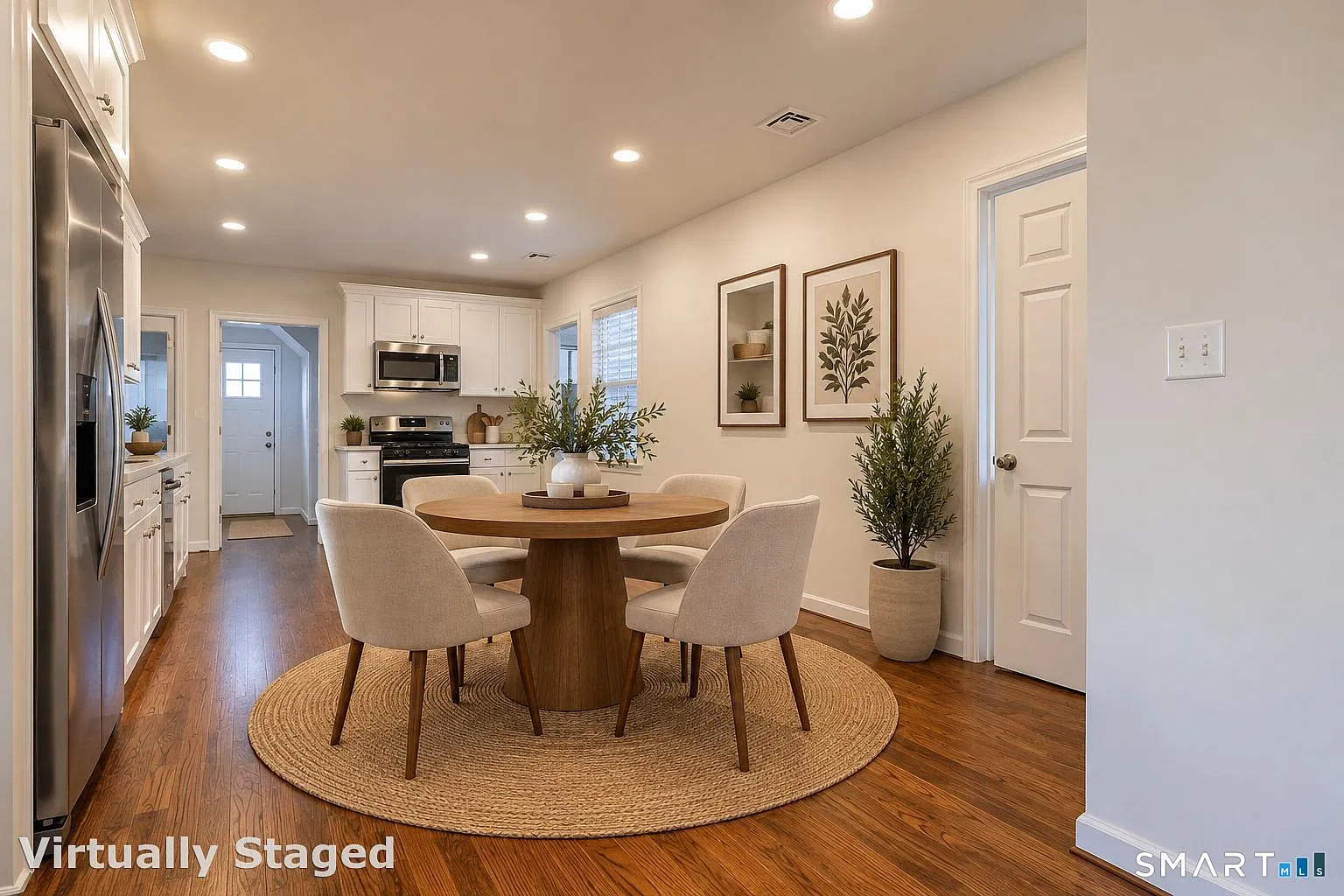 3 bed, 2.0 bath, 1728 sqft, $2,750 — Photo 3