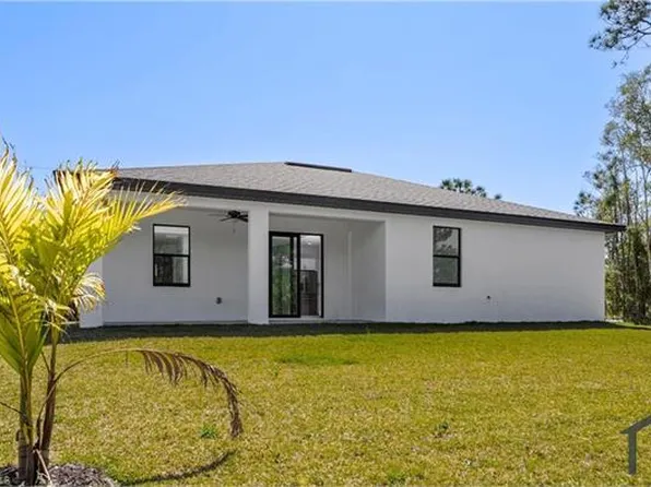 817 Newell St E, Lehigh Acres, FL 33974