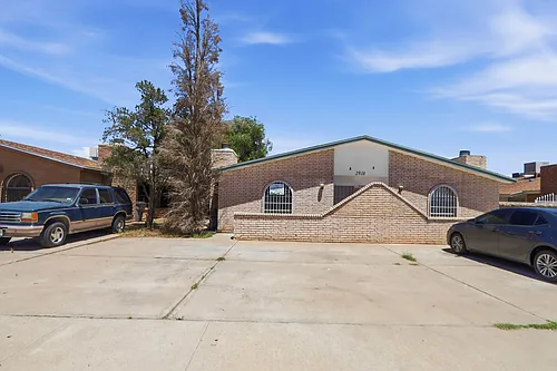2918 E Glen Dr #B Photo 1