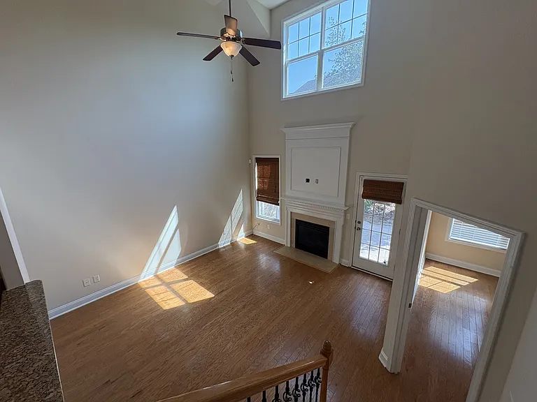 3635 Bagley Dr — Photo 11