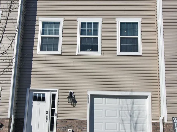 111 Melanie Way, Manahawkin, NJ 08050