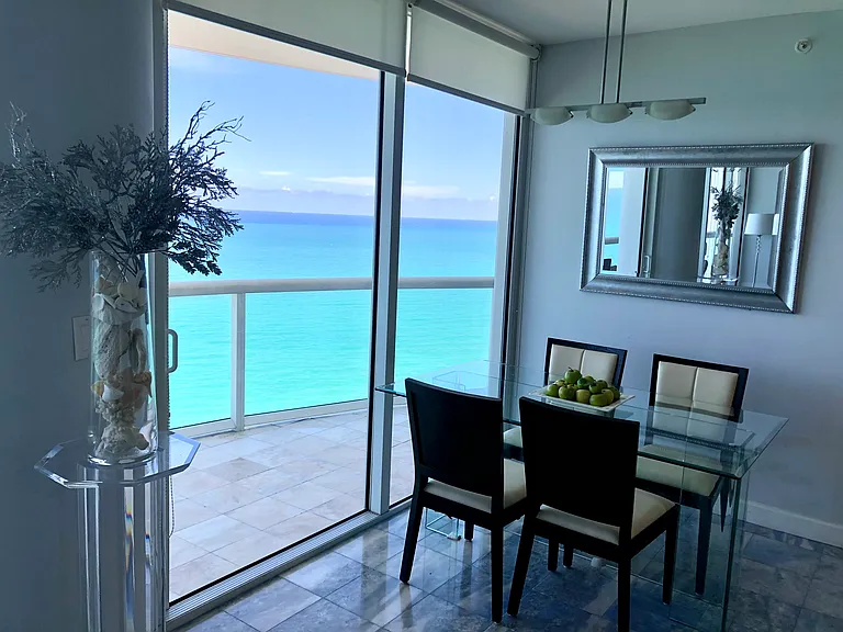 6365 Collins Ave — Photo 7