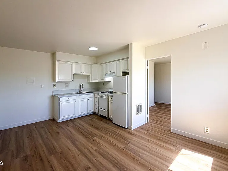 3901 Saviers Rd #12 — Photo 8