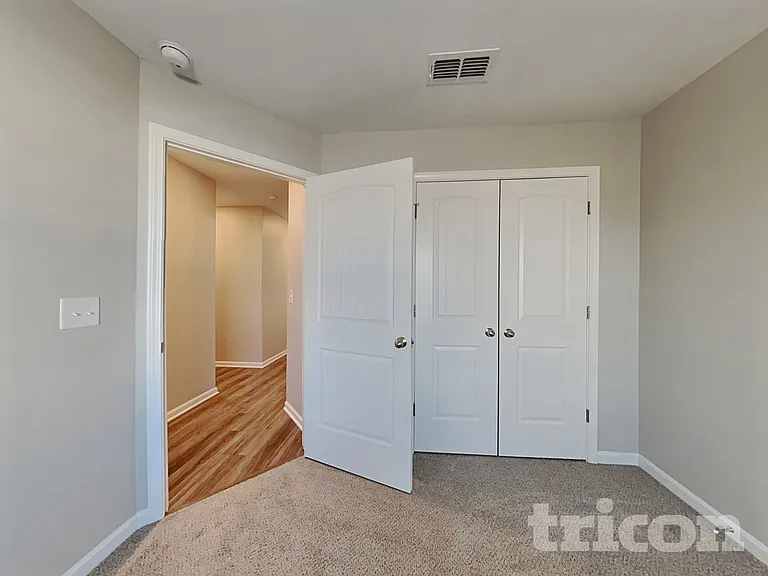 201 Karis Dr — Photo 10