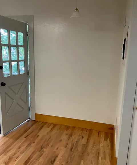Dine-in kitchen space