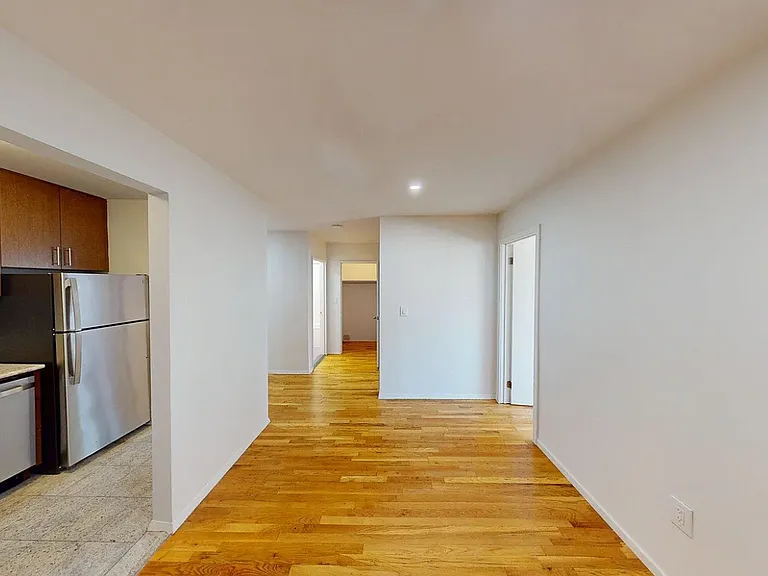 284 Mott St #4P — Photo 3