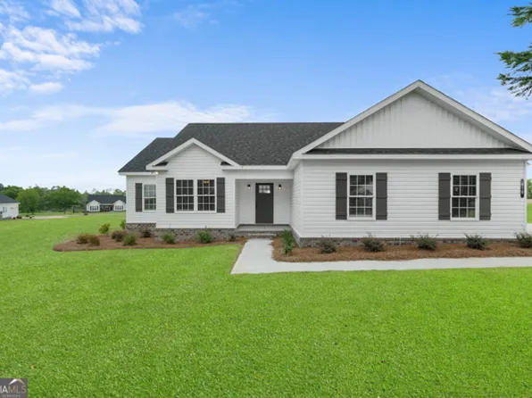 6 Jack Kennedy Rd, Statesboro, GA 30458