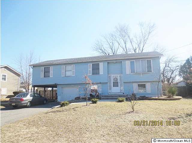 1st image of 821 Tudor Ct
