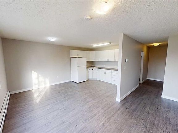 2nd image of 9926 105th Ave #302
