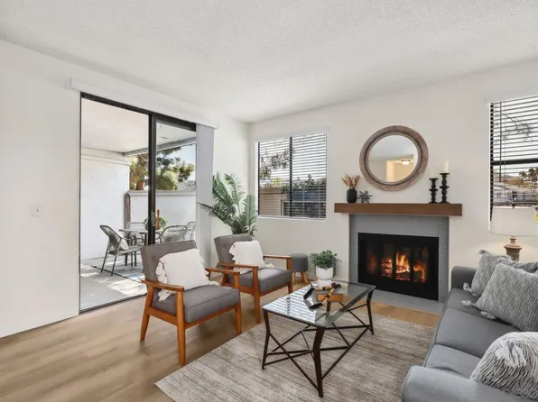 2204 River Run Dr Unit 20, San Diego, CA 92108