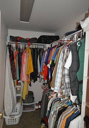 Walk-in Closet