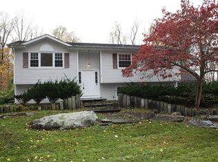 3 Tilford Pl, Highland Mills, NY 10930