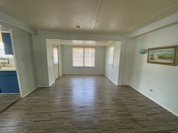 5th image of 169 Fox Fire Cir