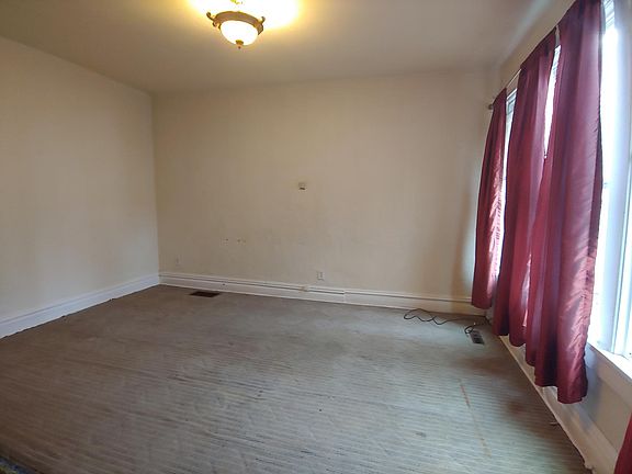 2nd image of 231 Watson Ave #2
