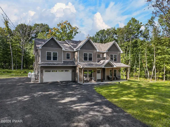106 Hunters Ln, Dingmans Ferry, PA 18328
