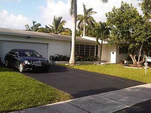 5th image of 8301 SW 152nd St