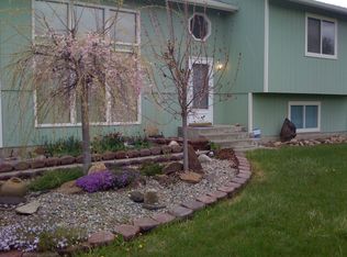 5911 N Vincent St, Newman Lake, WA 99025