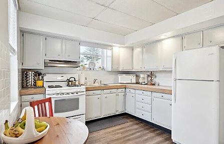 4th image of 292 N Wycombe Ave