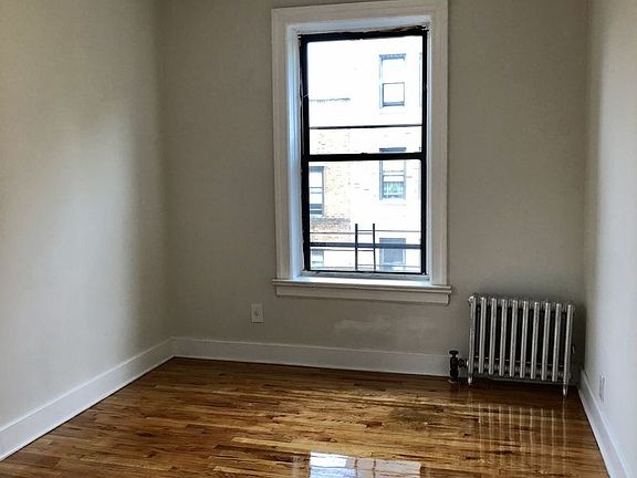 5th image of 2835 34th St APT 41