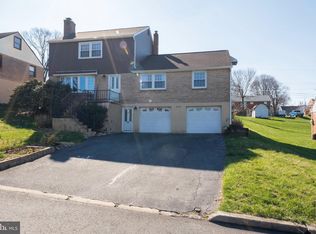 828 Rhodora Ave, Reading, PA 19605