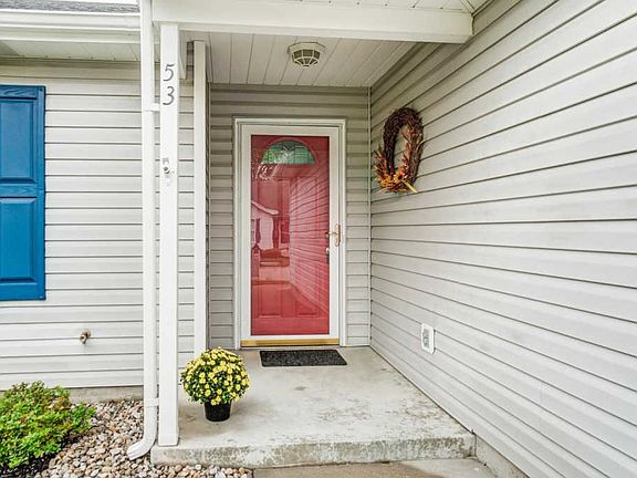 4th image of 53 W Persimmon Dr