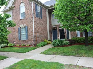 1157 Chestnut St, Pontiac, MI 48342