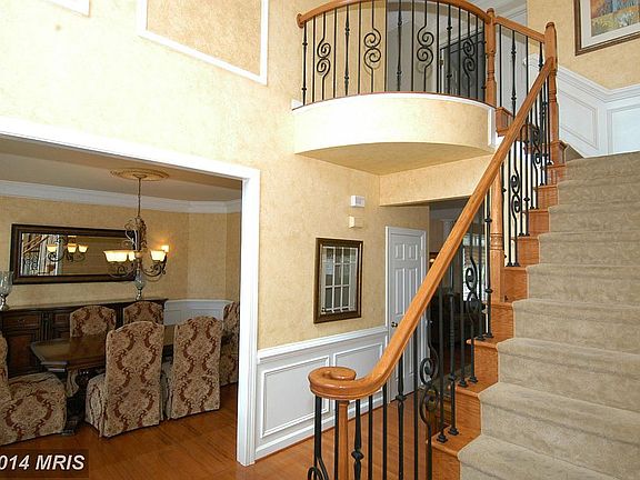 3rd image of 22506 Forest Manor Dr