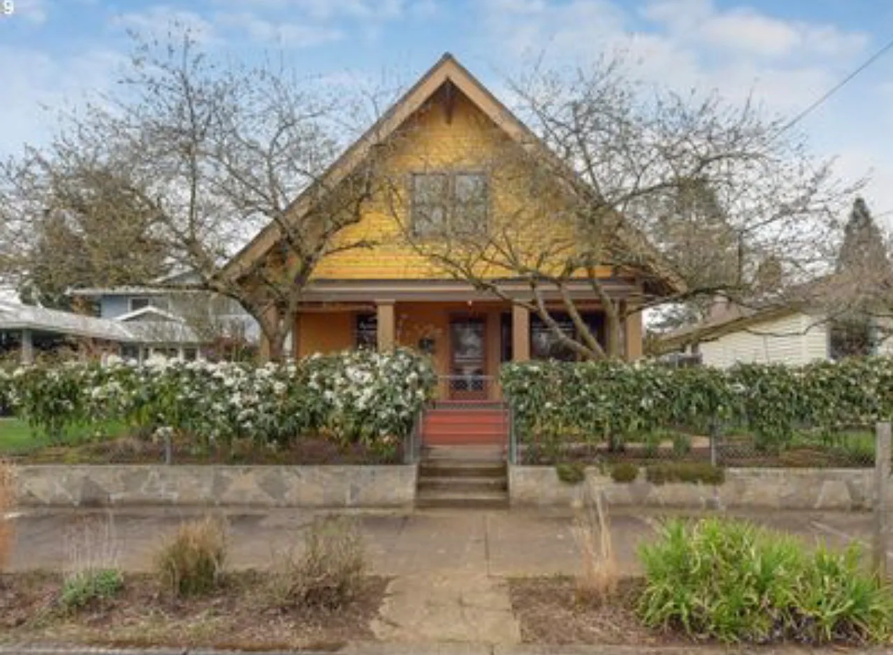 4 bed, 2184 sqft, $3,195 — Photo 1