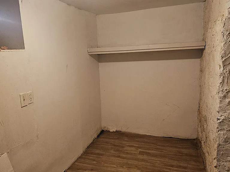 11 S Hilton St — Photo 38