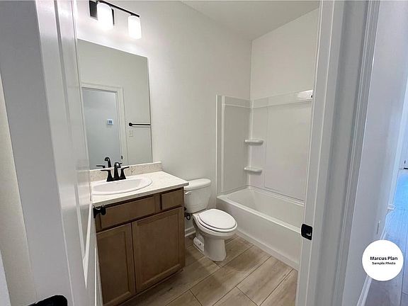 5th image of 5329 Kramer Ct