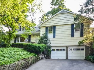 23 Bowbell Rd, White Plains, NY 10607