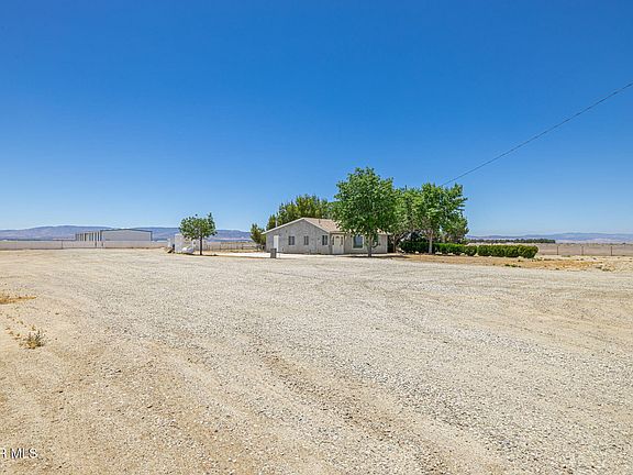 5th image of 2866 W Avenue F