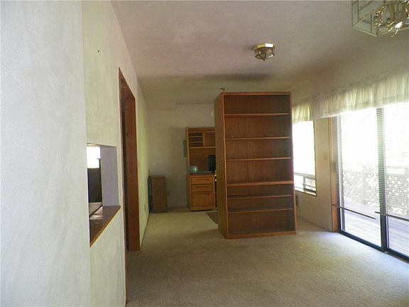 2nd image of 670 E Ballantrae Dr