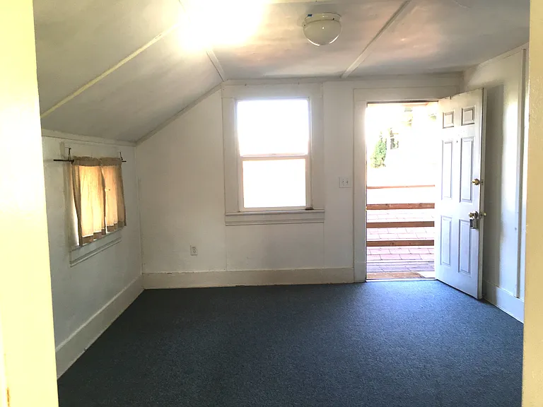 340 W 8th Ave #1/2 — Photo 4