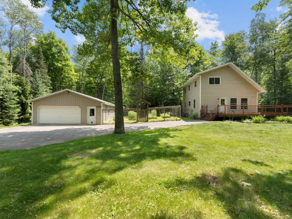 8684 Bellman Ln, Eagle River, WI 54521
