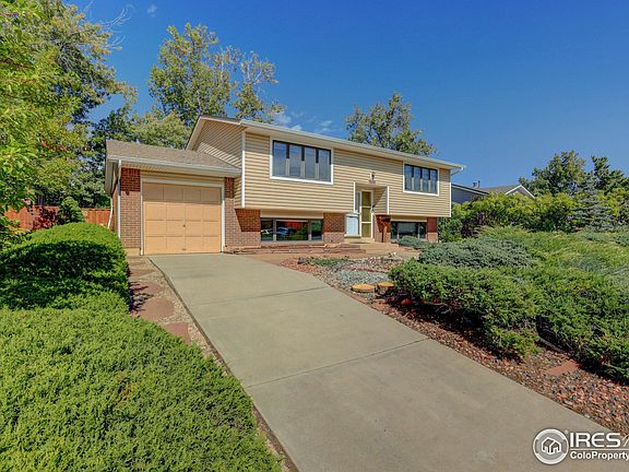 2nd image of 4245 E Aurora Ave