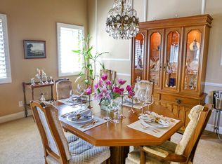 18752 Heather Gln, Santa Ana, CA 92705