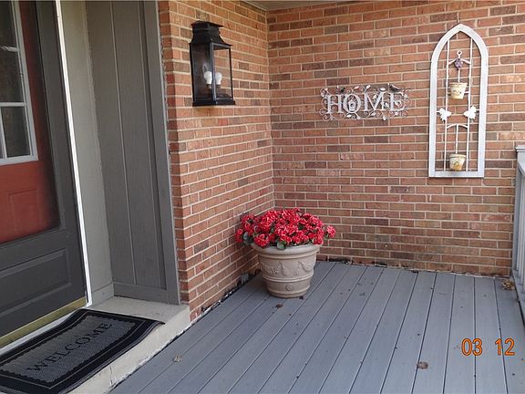 3rd image of 4734 Rushwood Cir