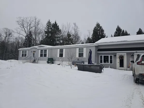 362 Hebron Road, Oxford, ME 04270