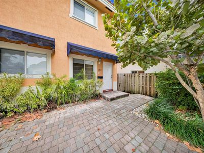 2814 SW 27th St #A, Miami, FL, 33133