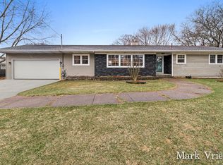 2371 Josephine Ave, Muskegon, MI 49444