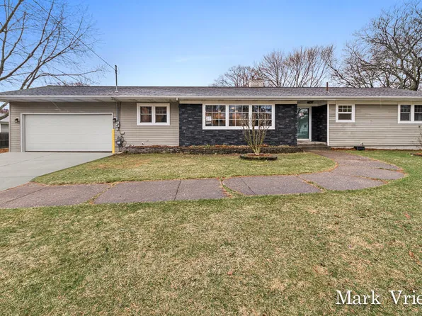 2371 Josephine Ave, Muskegon, MI 49444