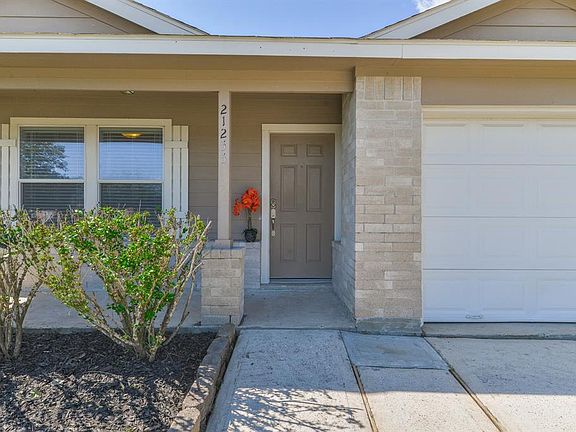 4th image of 21255 Grand Linden Ct