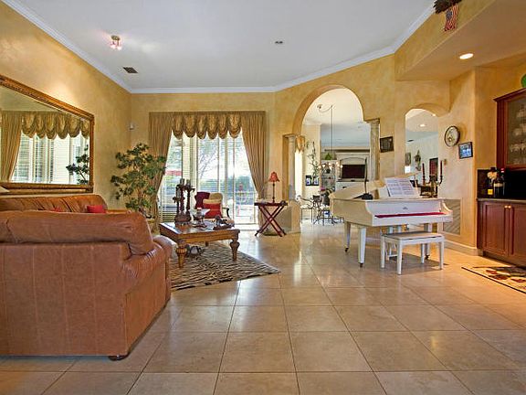 5th image of 17286 SE Galway Ct
