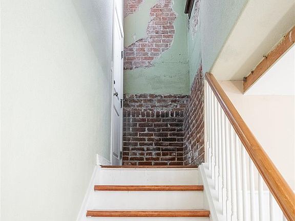 5th image of 529 W 1st Avenue