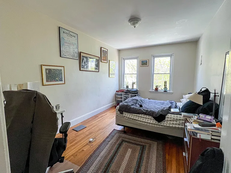 27 Lanark Rd #4 — Photo 12
